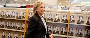 Rührt die Werbetrommel. Ex-US-Außenministerin Hillary Clinton will im Juli nach Berlin kommen und ihr neues Buch in Deutschland vorstellen.