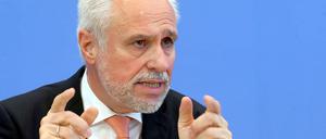 Roderich Egeler stellt klar: Auch Doppelstaatler dürfen nicht zweifach wählen.