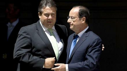 Treffen in Paris. Vizekanzler Sigmar Gabriel (links) und Frankreichs Staatschef François Hollande.