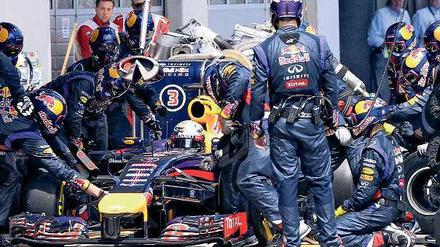 Beschleunigte Talfahrt. Wieder hat ein technischer Defekt Sebastian Vettel am Sonntag ausgebremst.Foto: AFP