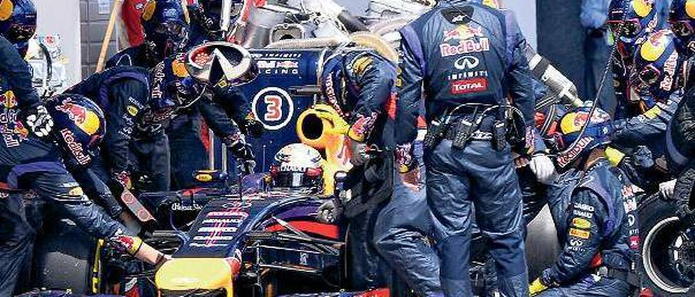 Beschleunigte Talfahrt. Wieder hat ein technischer Defekt Sebastian Vettel am Sonntag ausgebremst.Foto: AFP