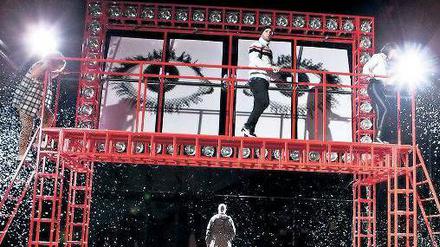 Frontales Lehrstück. Das Stadttheater Stockholm präsentierte zum Festivalstart die unter Einwanderern spielende Terrorismus-Studie „Ich rufe meine Brüder“ .