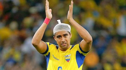 Kurzer Heimweg: Ecuadors Nationalspieler Noboa verabschiedet sich mit seinem Team von der WM in Brasilien nach der Vorrunde.