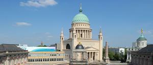 Kinder, ist das schön hier. Potsdam boomt – und das soll auch so bleiben. Das neue Rathausbündnis bekennt sich explizit zur Wiedergewinnung der alten Mitte als „lebendiges, urbanes Zentrum“. 