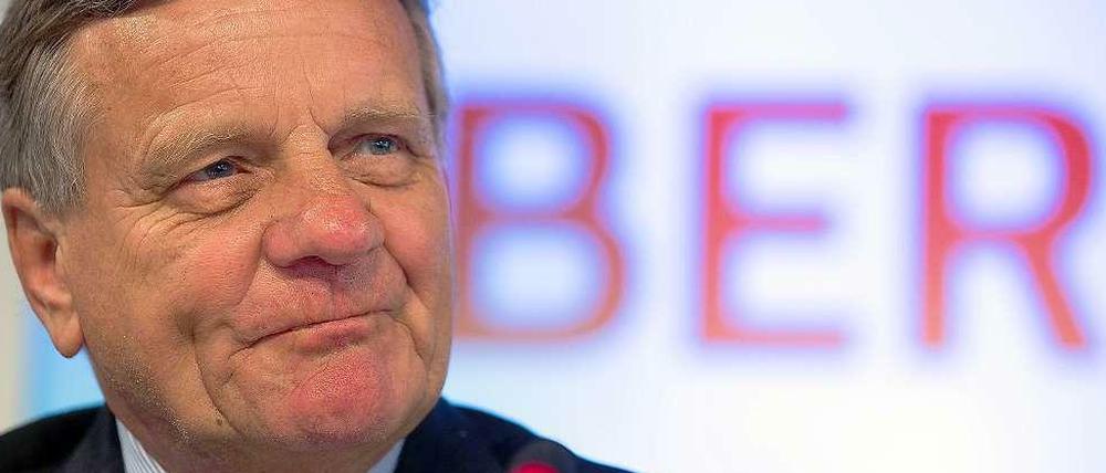 Hartmut Mehdorn kämpft am BER an vielen Fronten gleichzeitig.