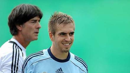 Will er nicht wahrhaben, dass auch er an fußballerische Grenzen stößt. Philipp Lahm sagt über sich selbst, er war eher Streber als Rebell.