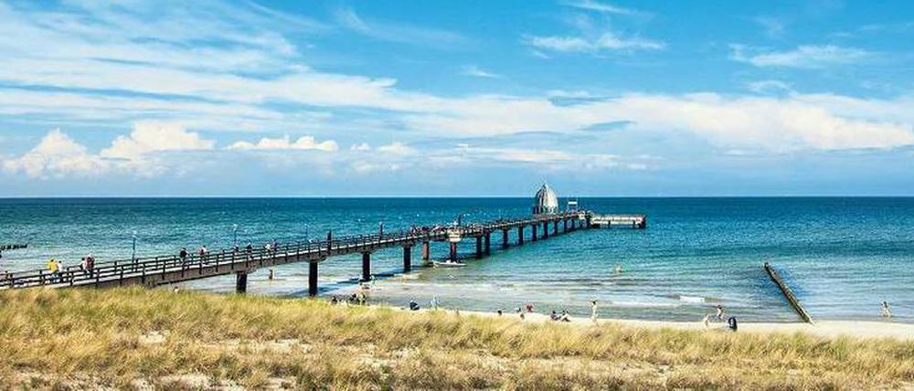 „Seeheilbad“, ein Titel, mit dem sich nicht jeder Ort am Meer schmücken darf. Zingst auf dem Darß hingegen wurde es offiziell erlaubt. Doch nicht allein wegen seiner Seebrücke. 