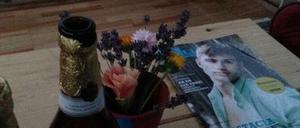 It feels a teeny bit naughty to be sitting in someone else’s garden.