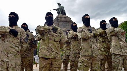 Brüchige Waffenruhe: Ukrainische Rekruten bei einer Vereidigungszeremonie. 
