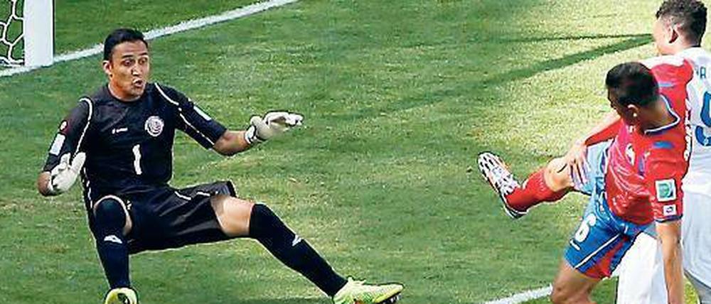 "Eine Mannschaft wird hinter Costa Rica weiterkommen." Torwart Keylor Navas sollte mit seiner Vorhersage für die Gruppe D Recht behalten. 