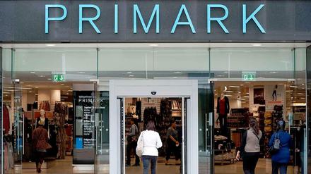 Primark hat in Deutschland neun Filialen, eine davon in Berlin. Anfang Juli kommt am Alexanderplatz eine zweite dazu.