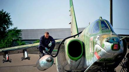 Russische Kampfflugzeuge Typs Suchoi Su-25