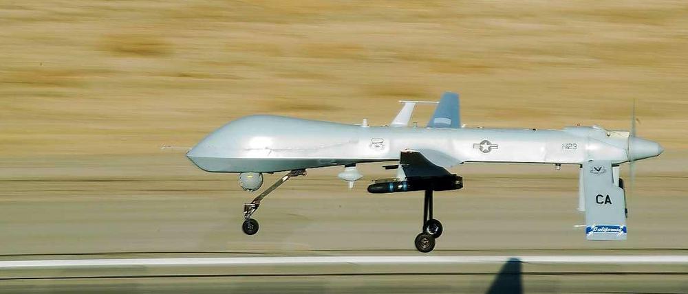Drohne vom Typ MQ-1 Predator im Flug.