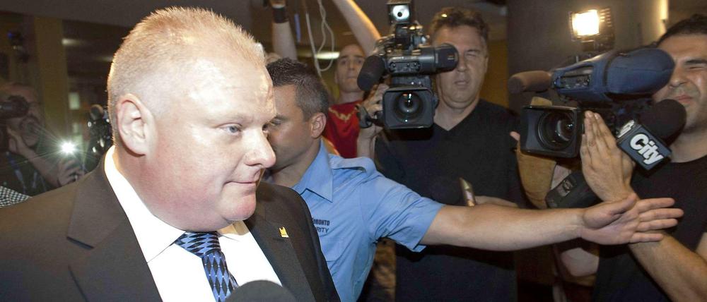 Rob Ford tritt nach zweimonatiger Drogenkur wieder vor die Presse.