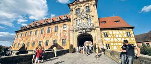 Bamberg macht was her. Auch das Alte Rathaus an der Oberen Brücke ist schmuck. 