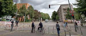 Die Ohlauer Straße ist zwischen Reichenberger Straße und Wiener Straße von der Polizei gesperrt.
