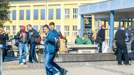 Duales Lernen. BTU-Studierende sollen zwischen forschungs- und anwendungsorientierten Fächern wechseln können. 