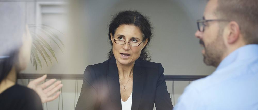 Nicht unter Wert verkaufen. Es reicht nicht, bei einem Unternehmenswechsel irgendetwas zwischen zehn bis 15 Prozent vom jetzigen Gehalt draufzulegen. 