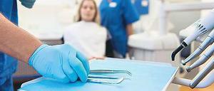 Ausgeliefert. Viele Patienten fühlen sich zwischen Ärzten und Krankenkassen allein gelassen.