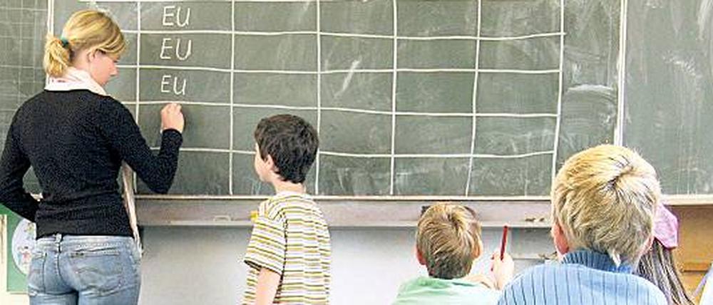 Im Unterricht kann die Mehrsprachigkeit von Schülern vielfältig gefördert werden.