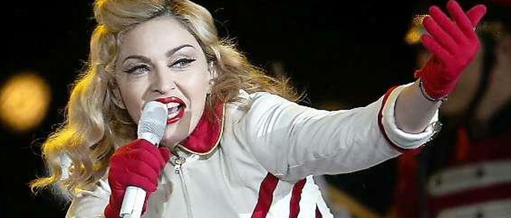 Spendet für Ihre Heimatstadt Detroit: Madonna.