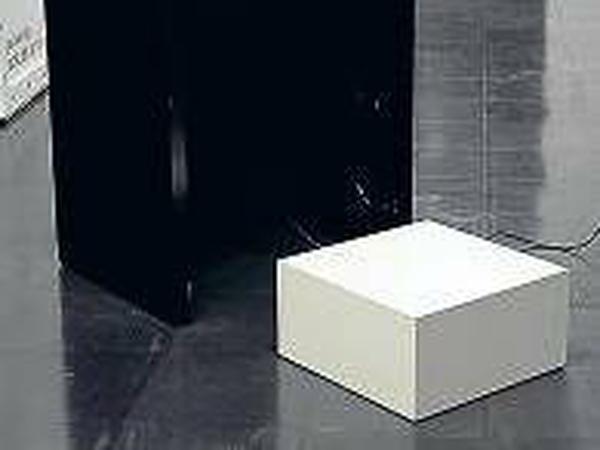 Ein Podest. Oder schon der Sockel für ein Denkmal? Raue benutzte es 15 Jahre lang.