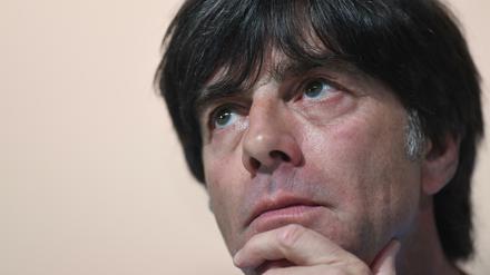 Joachim Löw bei der ersten Pressekonferenz in Brasilien.