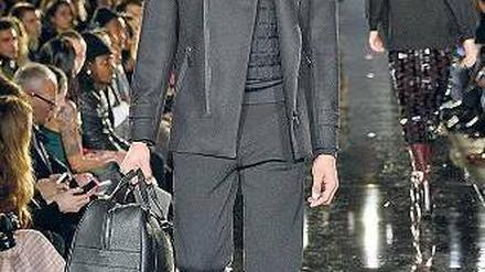 Porsche-Outfit auf der New Yorker Fashion Week im Februar 