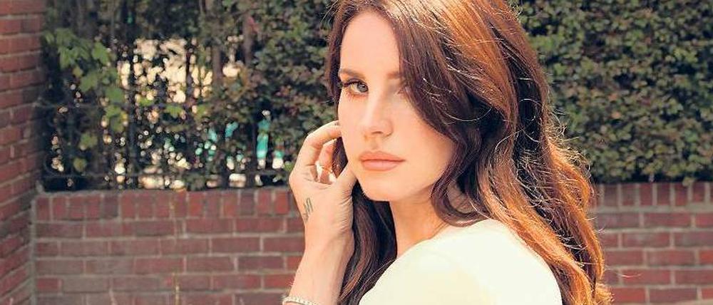 Lana del Rey, 27.