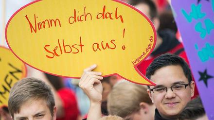Am Donnerstag soll das Gesetzespaket zum Mindestlohn verabschiedet werden. Damit geht eine jahrelange Debatte zu Ende.