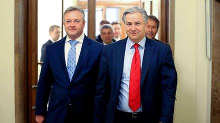 Bald getrennte Wege? Noch marschieren Frank Henkel und Klaus Wowereit gemeinsam.