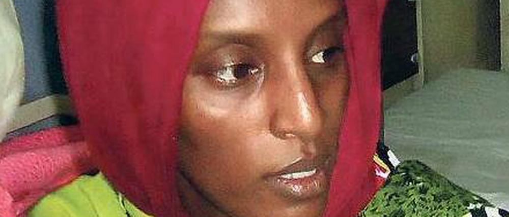 Die Wirren um Miriam Ibrahim sind noch nicht vorbei. Die im Sudan zum Tode verurteilte Christin wurde zwar freigelassen. Doch sie wird weiter festgehalten.