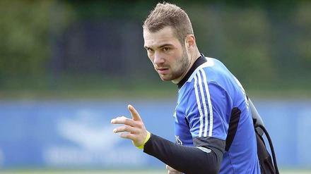 Der Transfer von Stürmer Pierre-Michel Lasogga zum Fußball-Bundesligisten Hamburger SV ist perfekt.