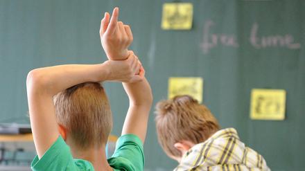 Hunderte Grundschüler haben das Probejahr am Gymnasium nicht bestanden. Sie hoffen nun auf die Nachprüfungen. 