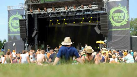 Bühne zu. Kurz vor Start wurde das Greenville-Musikfestival in Paaren im Glien abgesagt.