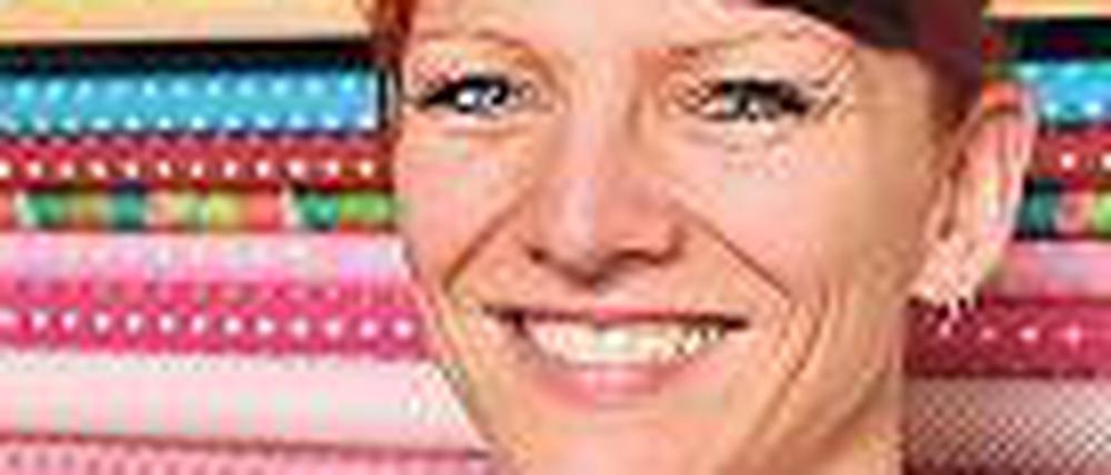 Gaby Wegener näht Taschen und Beutel.