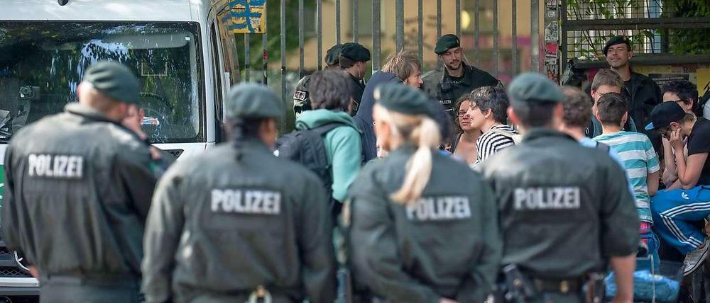Das wird teuer: Die Polizei war mit vielen Beamten im Einsatz.
