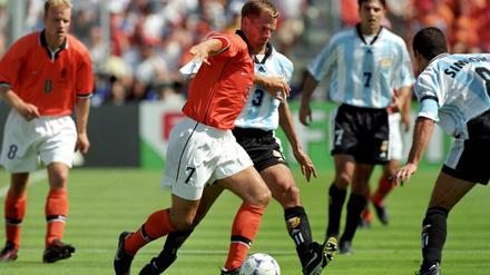 Ronald de Boer, 44, bestritt bis 2003 67 Länderspiele für die Niederlande, erzielte dabei 13 Tore.