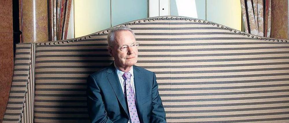 Mit einem privaten Darlehen in Höhe von einer Million Euro hat Hans-Olaf Henkel, 74, der AfD durch den Europawahlkampf geholfen.