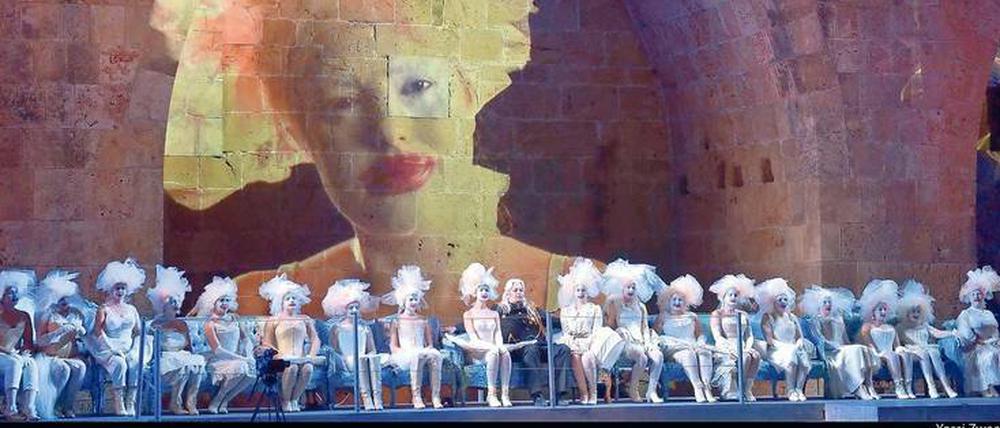 Alle meine Frauen. Eröffnungsszene aus „Don Giovanni“ im Kreuzfahrerpalast von Akko. 