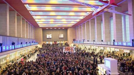 Die Bread &amp; Butter im ehemaligen Flughafen Tempelhof. Die Veranstalter lobten die gute Logistik des Gebäudes. 