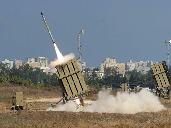 "Iron Dome", die israelischen Abwehrraketen.
