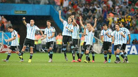 Jubel in blau-weiß. Argentinien steht zum fünften Mal in einem WM-Finale.