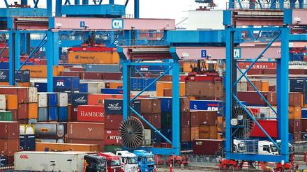 Wohlstand in Kisten. Der größte Teil des deutschen Exports wird per Schiff abgewickelt. 