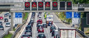 Lange Staus zur Ferienzeit: Wer die längsten Baustellen meidet, kommt schneller ans Ziel.