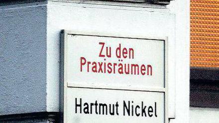 Eine Adresse. Privatwohnung oder gewerblicher Mietraum? Die Einordnung hat für Freiberufler weitreichende Folgen.