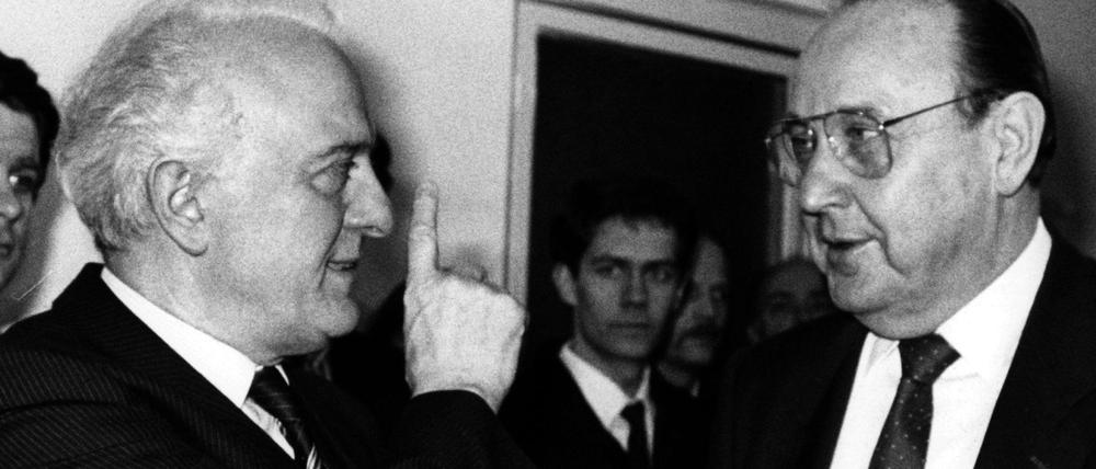 Freunde, Partner: Eduard Schewardnadse und sein deutscher Kollege Hans-Dietrich Genscher (rechts)