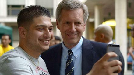 Der frühere Bundespräsident Christian Wulff bei einem interreligiösen Treffen in Hannover.