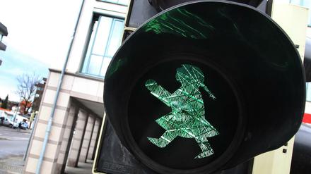 Eine Ampelfrau im bayrischen Sonthofen. In Berlin wird es vorerst keine weiblichen Symbole geben.