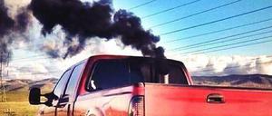 Coal Roller: Mit aufgemotzten Diesel-Pickups blasen Obama-Hasser in den USA massenhaft Abgase in die Luft und belästigen ungeliebte Umweltfreunde.
